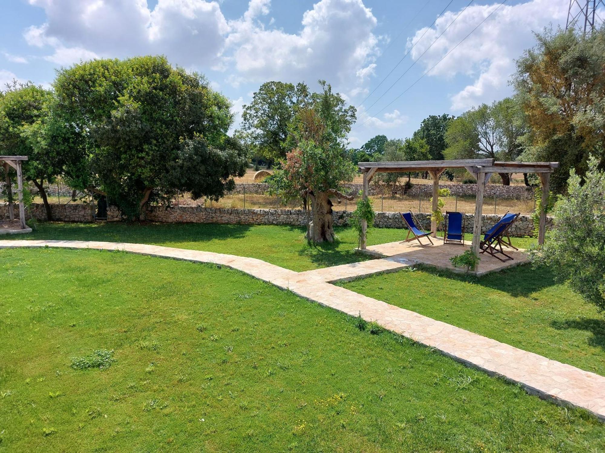 Trulli Don Diego Bed & Breakfast Ночи Екстериор снимка