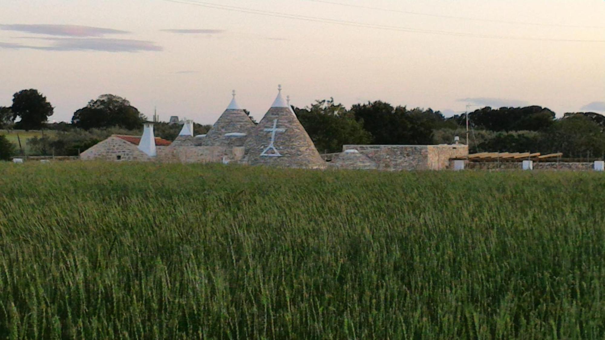 Trulli Don Diego Bed & Breakfast Ночи Екстериор снимка